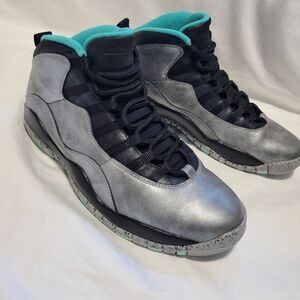 Air Jordan 10 Retro Lady of Liberty- With Original Box- NO CREASES